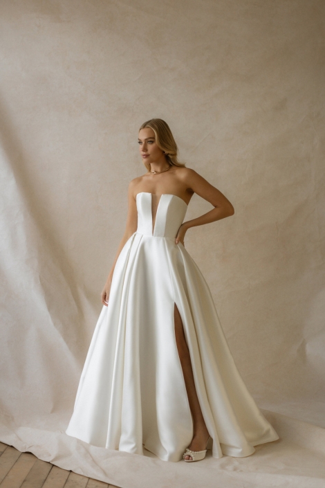 E578-Cosway-Studio-01_format_jpg&width_2000__94511