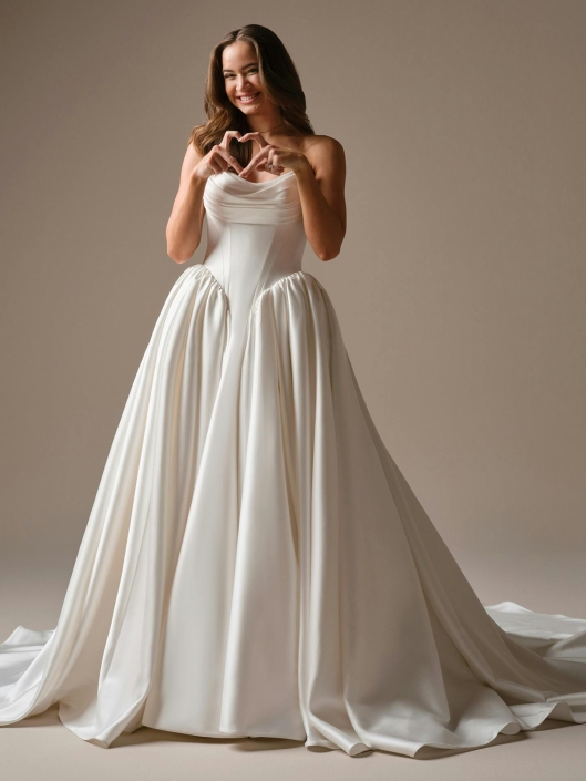 Maggie-Sottero-Hudson-Ballgown-Wedding-Dress-26MS412A01-Alt53-IV002